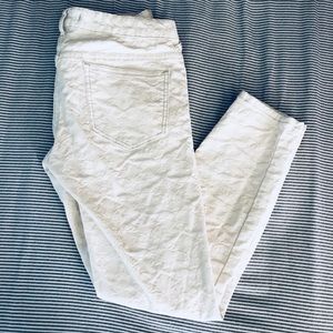 NWOT Free People White Patterned Jeans